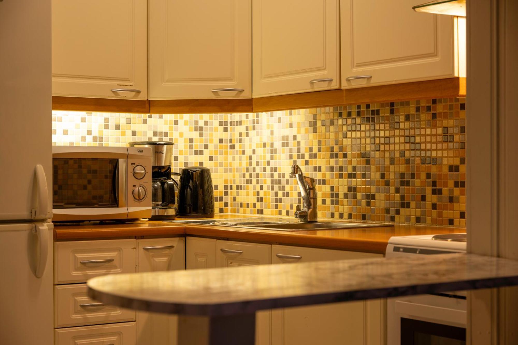 Cozy Apartment By The Sea 2 Rooms Free Private Parking Kemi Exterior photo